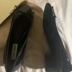 Steve Madden black ballet heels